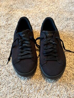 Kizik Irvine slip on sneakers